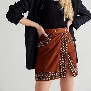 NWT $268 Free People x Understated Leather ARLO STUDDED SKIRT BROWN Sz L Z177-21
